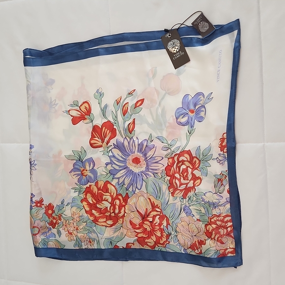 💥 HOST PICK 💥 Vince Camuto Silk Floral Scarf about 18" x 70" - Picture 1 of 7